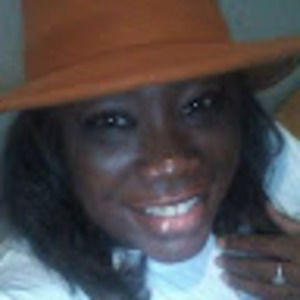 Meet your Posher, Monique